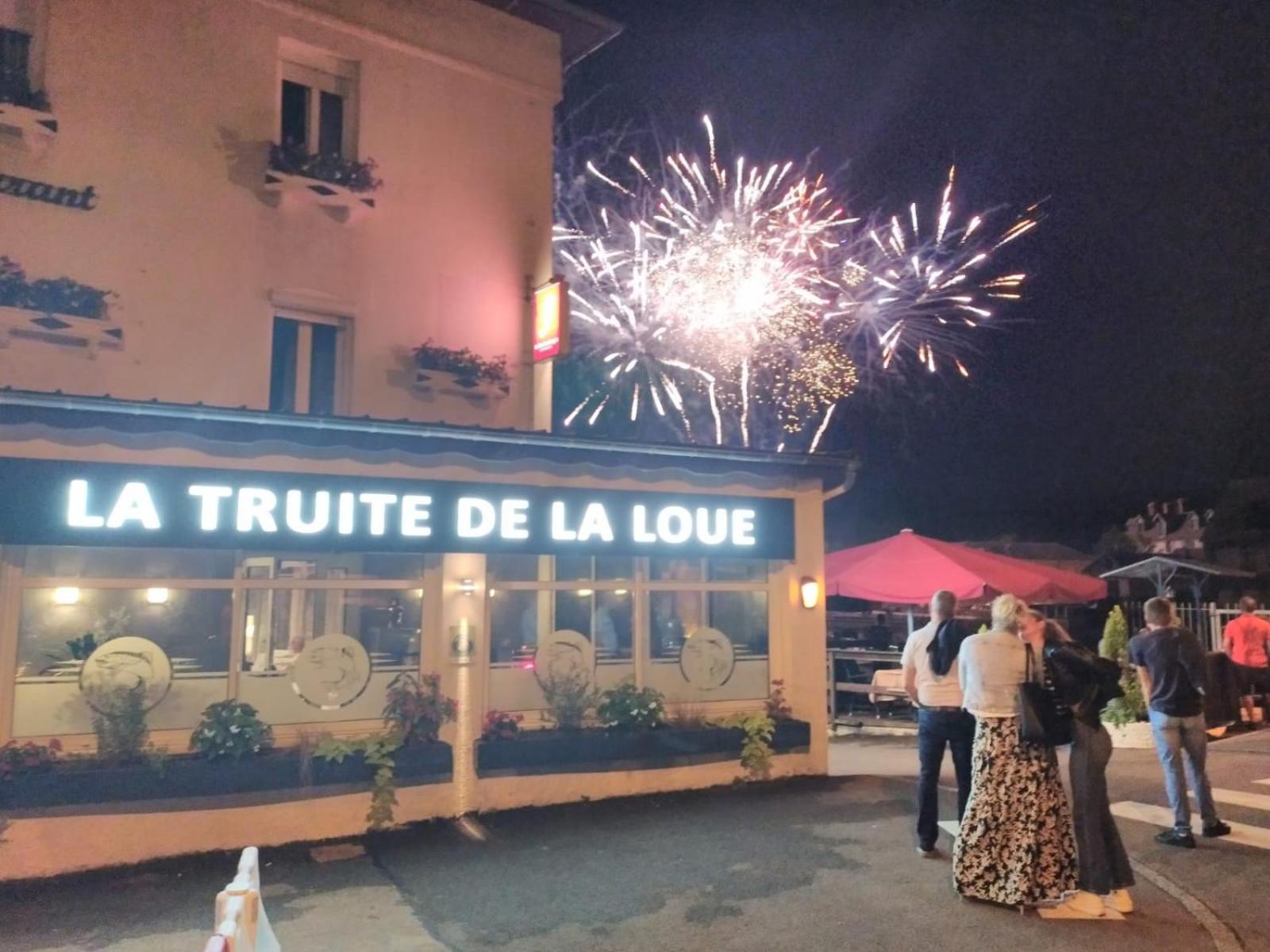 La Truite De La Loue Otel Quingey Dış mekan fotoğraf
