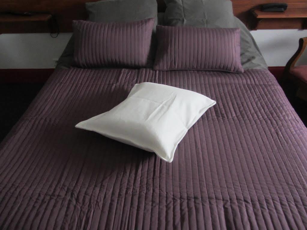 La Truite De La Loue Otel Quingey Dış mekan fotoğraf